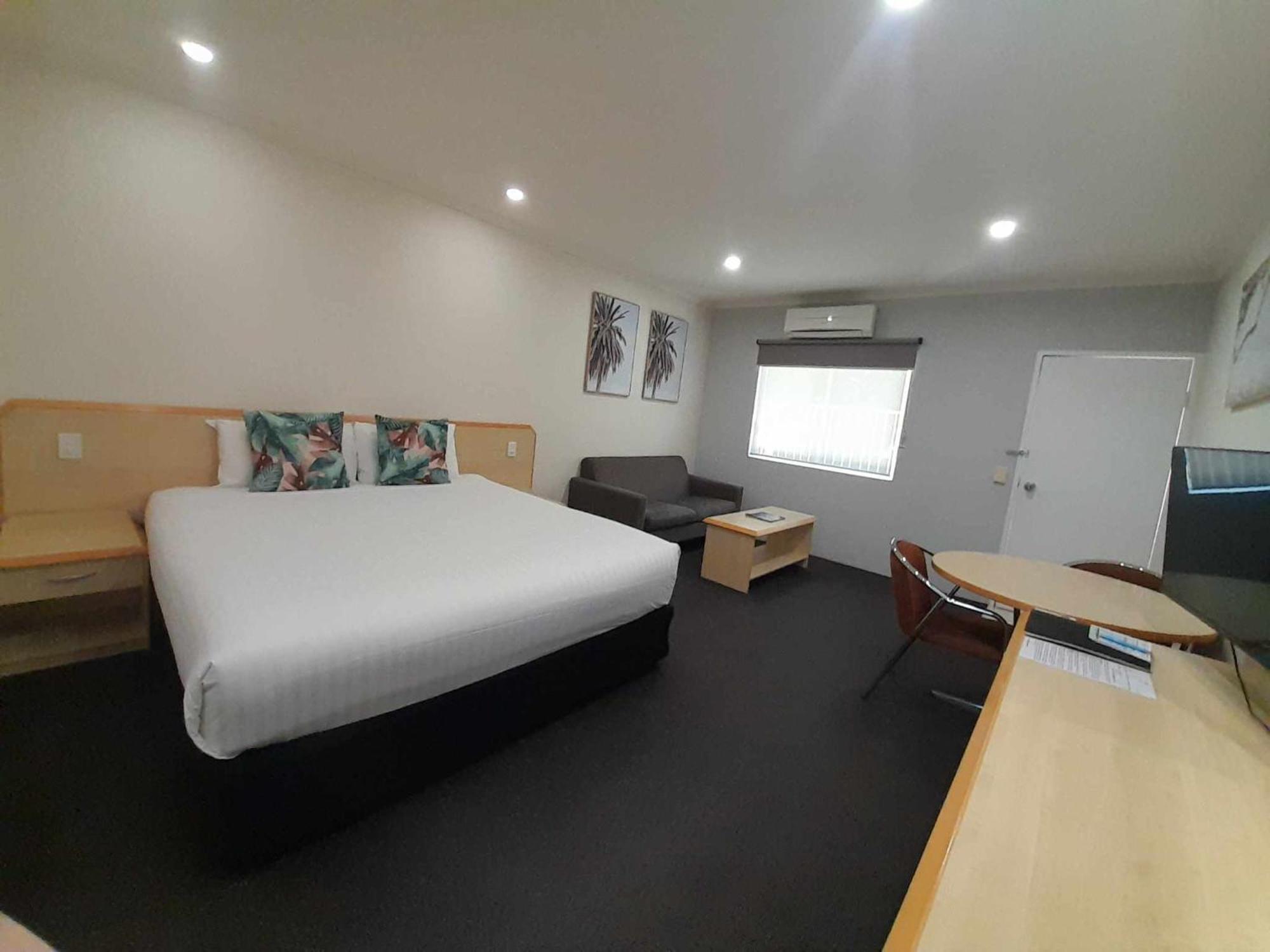 Red Bridge Motor Inn Woombye Extérieur photo