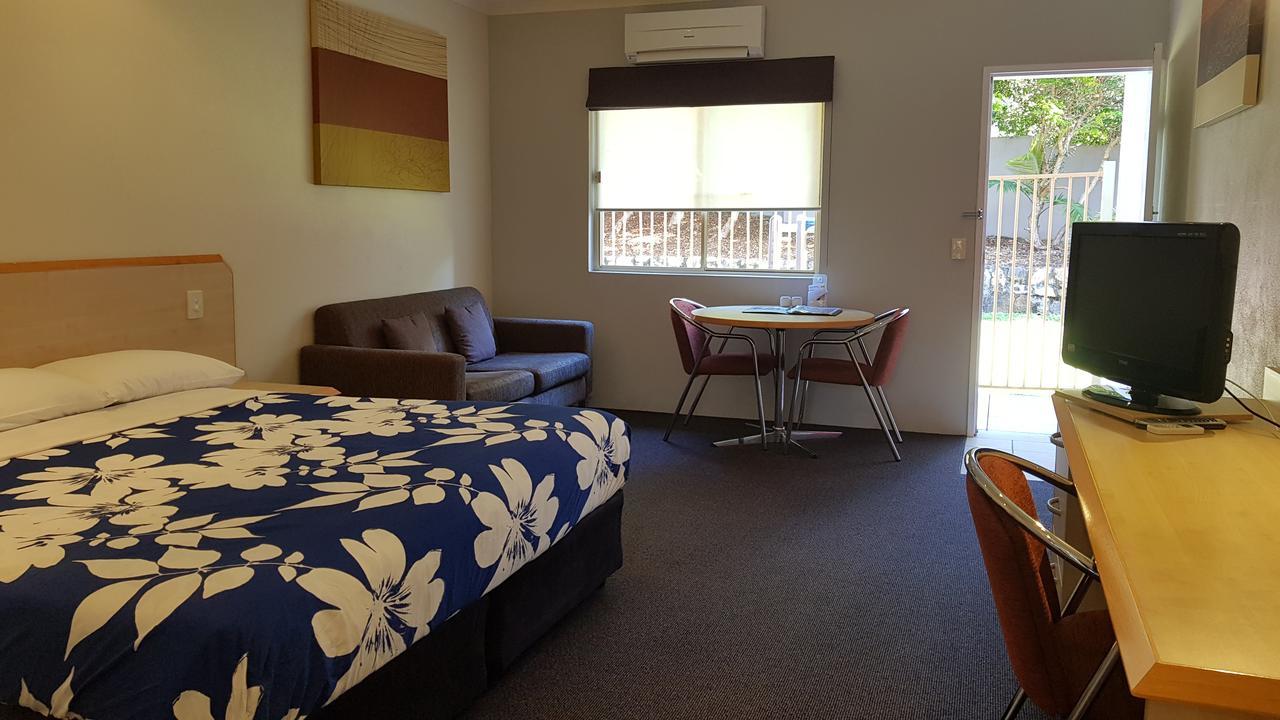 Red Bridge Motor Inn Woombye Extérieur photo