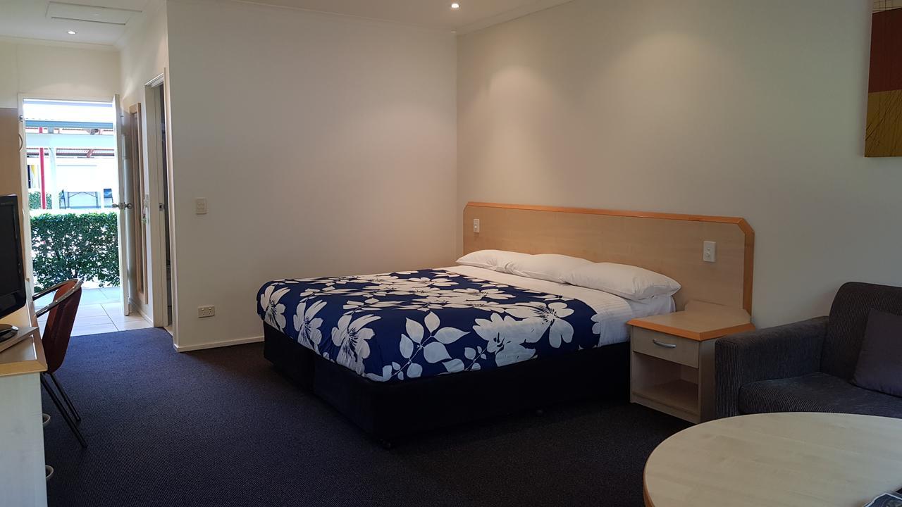 Red Bridge Motor Inn Woombye Extérieur photo