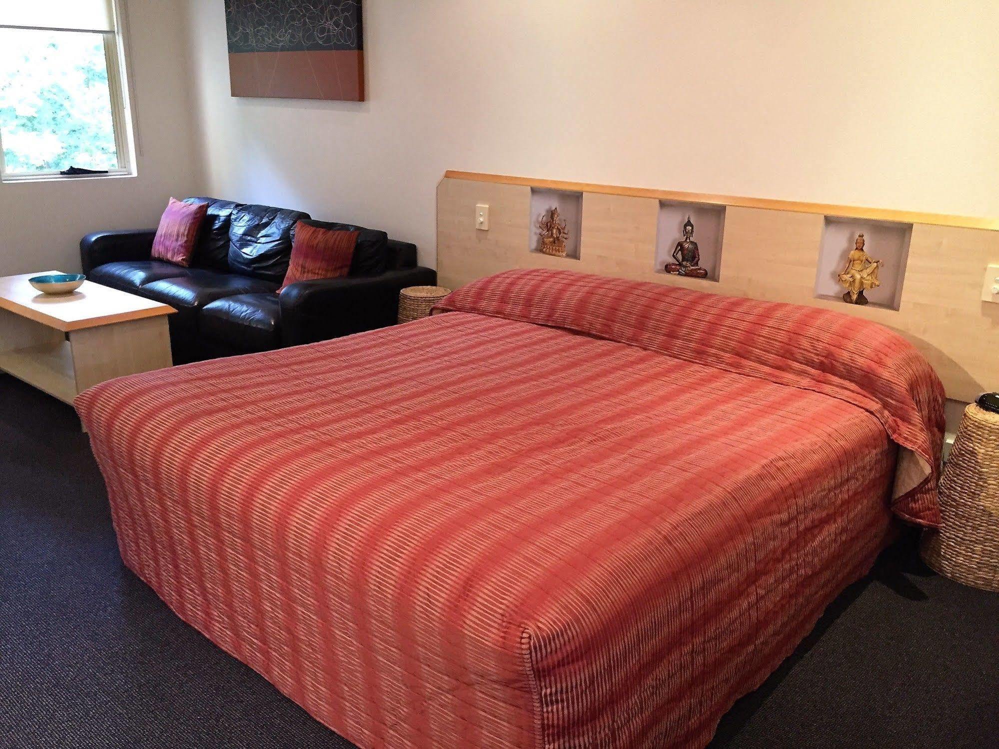 Red Bridge Motor Inn Woombye Extérieur photo