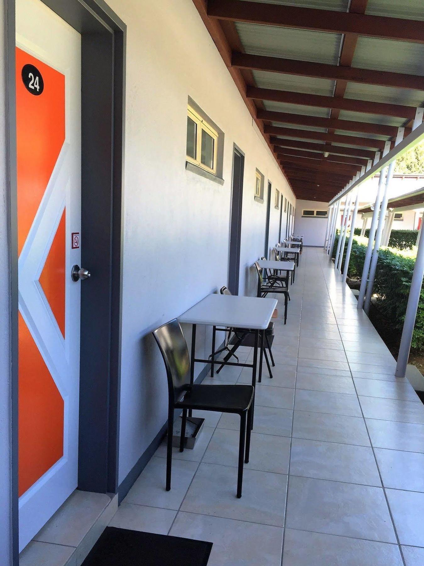 Red Bridge Motor Inn Woombye Extérieur photo