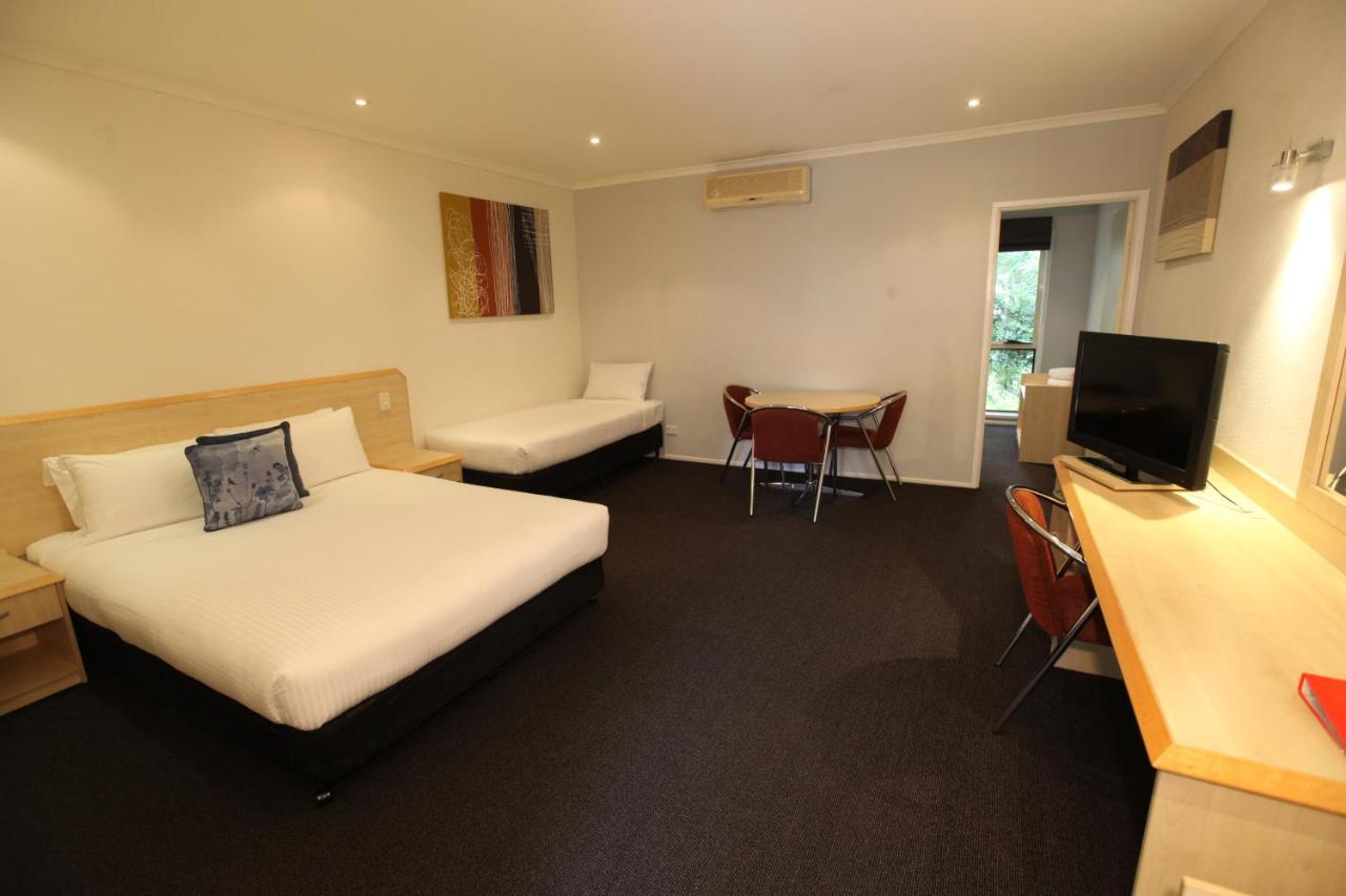 Red Bridge Motor Inn Woombye Extérieur photo